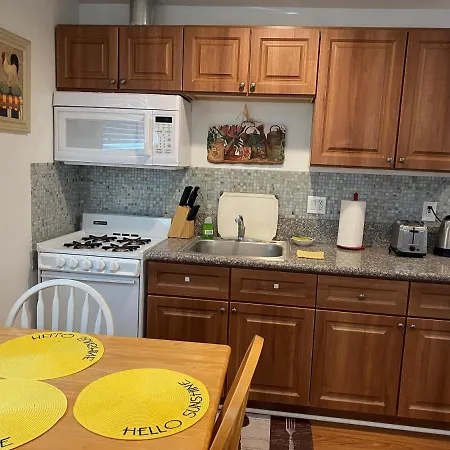 Sunshine L.A Bed & Breakfast